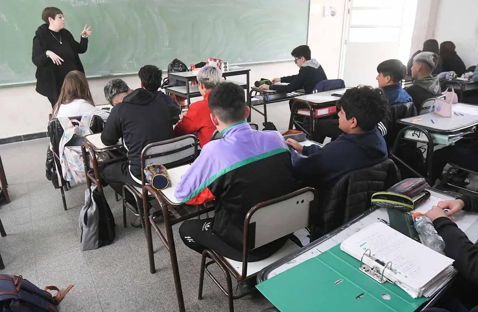 Gracias a la inteligencia artificial se evitó el abandono escolar de 4.500 estudiantes secundarios en Mendoza. Foto: José Gutierrez / Los Andes