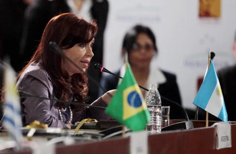 Con el respaldo del Mercosur, Cristina le apuntó a Griesa