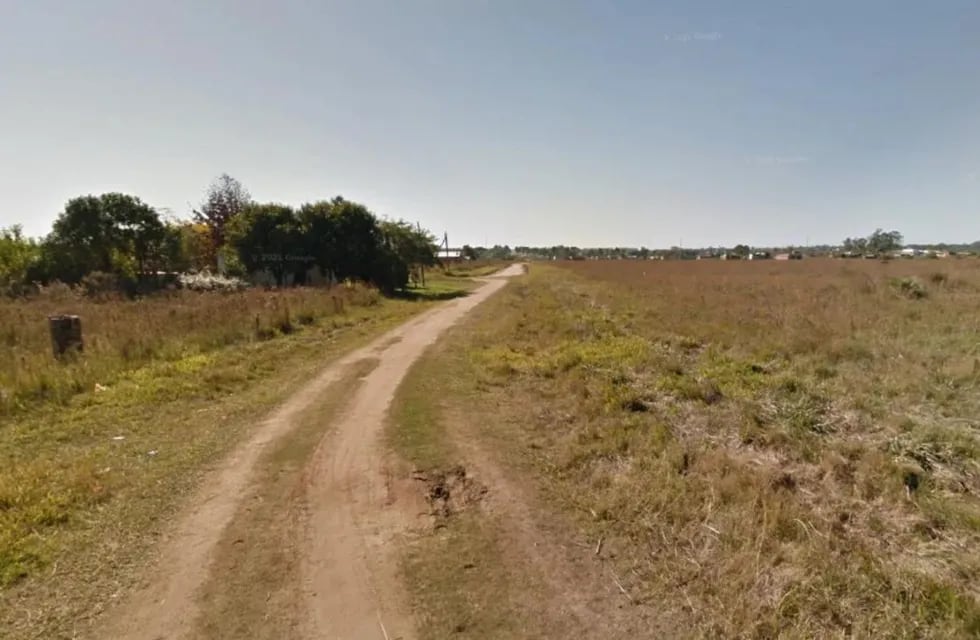 El menor fue encontrado semienterrado en un descampado en la localidad de Paso de los Libres en Corrientes. Foto: Google Street View.