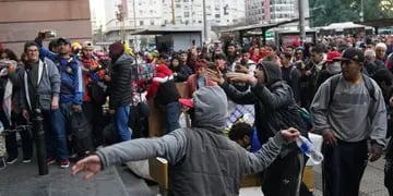 Liberaron a los manifestantes detenidos durante la protesta en el Obelisco