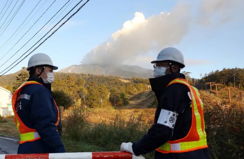 Volcán Ontake: 36 muertos y tareas de rescate suspendidas por riesgo de más erupciones