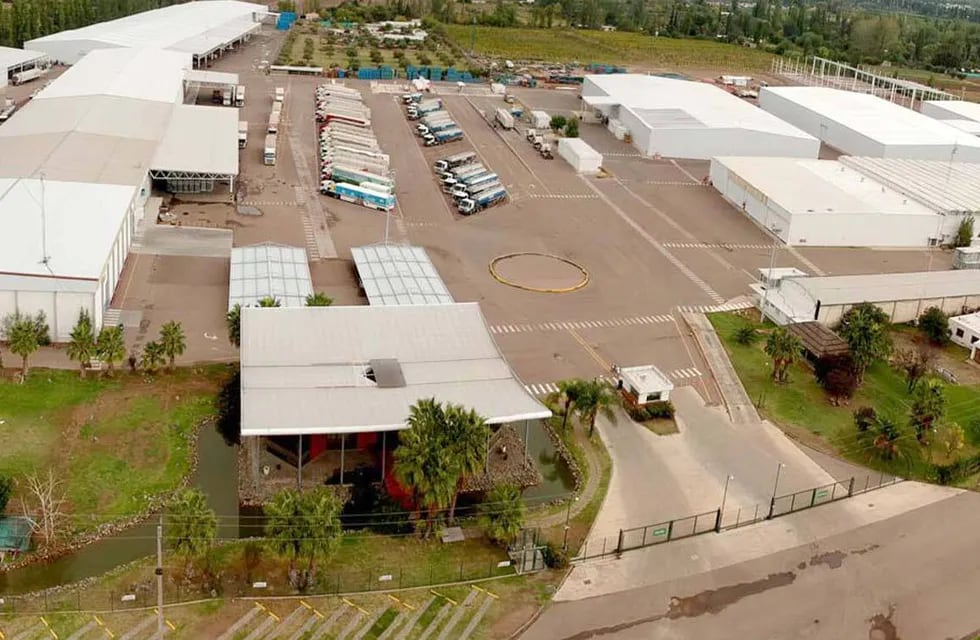 En los últimos 24 meses la empresa modernizó su flota de camiones, amplió 15% la dotación y aumentó 25% la superficie total de su centro de distribución en Luján de Cuyo.