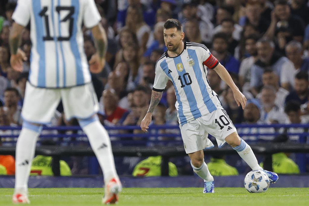 La Selección Argentina enfrenta a Uruguay por las Eliminatorias Sudamericanas.