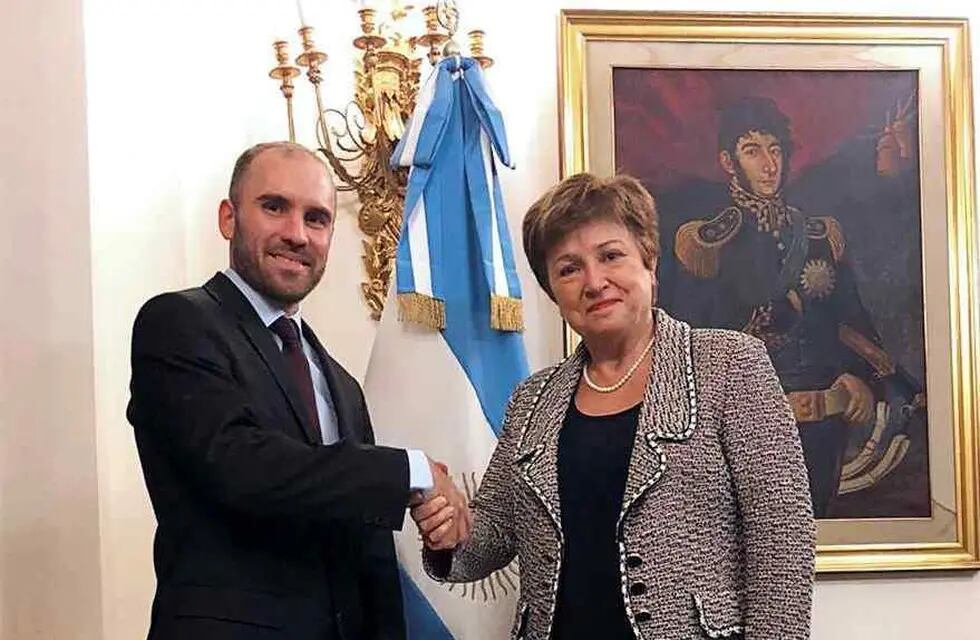 El ministro de Economía, Martín Guzmán y Kristalina Georgieva, jefa del FMI. / Archivo - AP