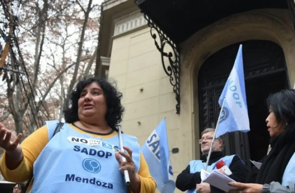 El Sindicato Argentino de Docentes Privados (Sadop) está que trinan con el SUTE.