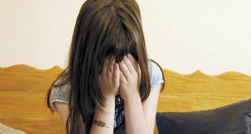 Una nena de 12 años fue violada por su papá, la llevaron a una familia de guarda y volvió a ser abusada (Imagen ilustrativa / Web)