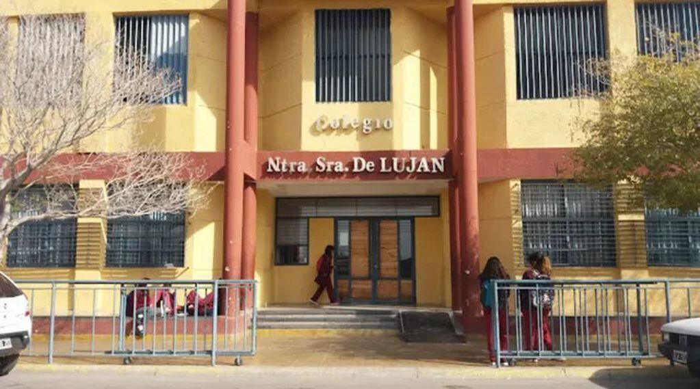 Abuso en Colegio Luján