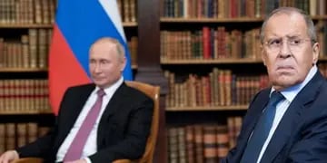 Vladimir Putin y Serguei Lavrov