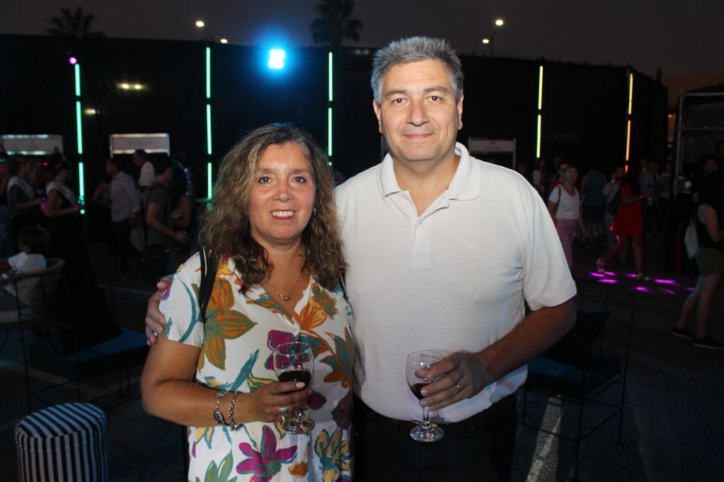Patricia Pérez Pájaro y Juan Marcelo Calabria.