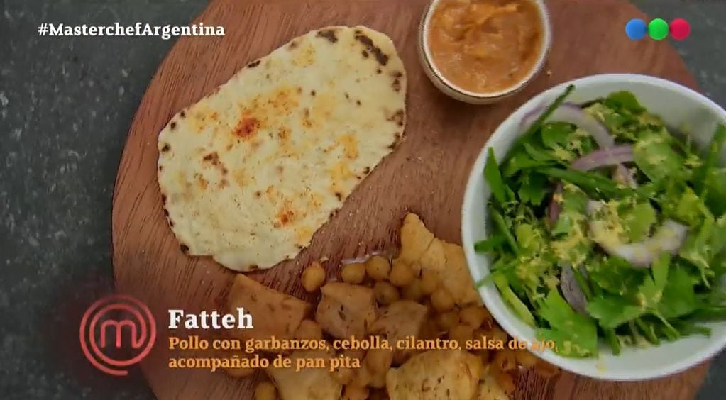 Mica Viciconte preparó Fatteh, un plato característico de Egipto.