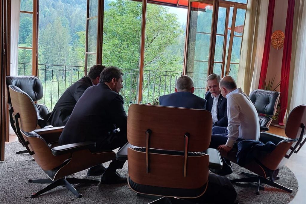 El presidente de la Cámara de Diputados, Sergio Massa, acompaña al presidente  Alberto Fernández en la Cumbre del G-7 en Alemania.
