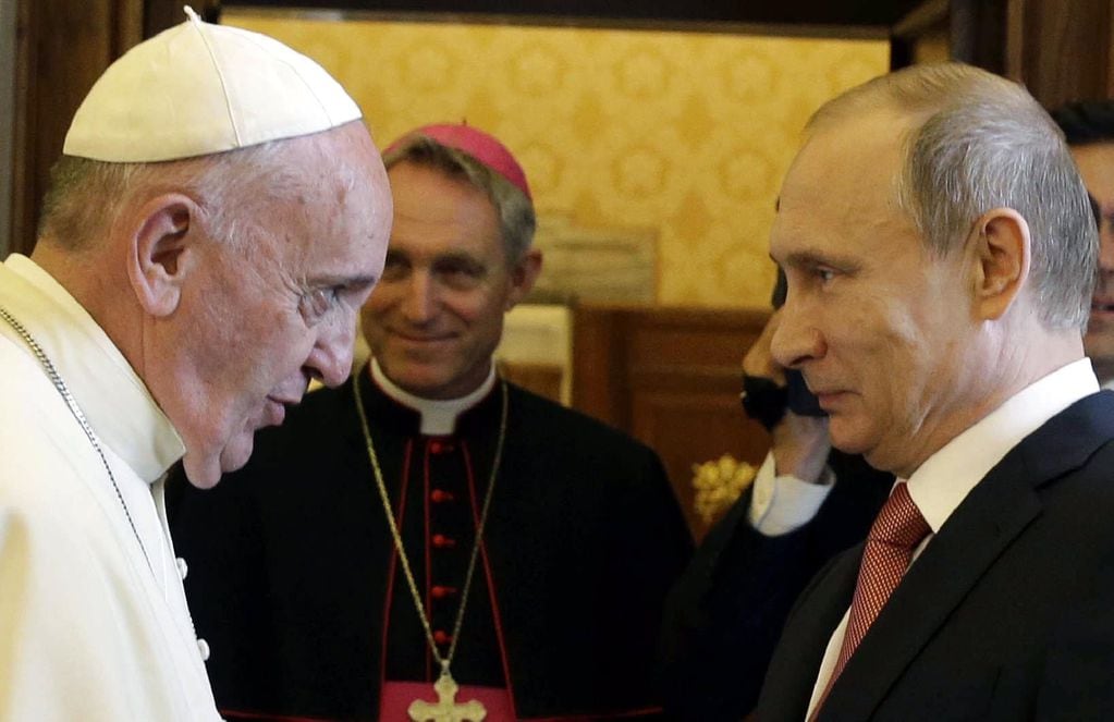 Francisco pidió a Putin paz en Ucrania.