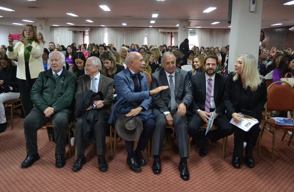 En el centro de la foto, el ministro de la Corte José Valerio y el Procurador Alejandro Gullé. Un cruce de resoluciones reflejó diferencias de criterio entre uno y otro.