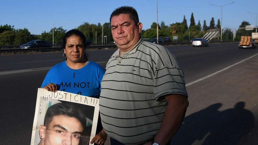 Andrés Villouta y Andrea Bazán, padres de Alan, convirtieron el dolor por la muerte de su hijo en acciones y concientización.