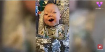 La historia de Archie, el bebé “milagro” que volvió a casa tras permanecer 600 días en el hospital