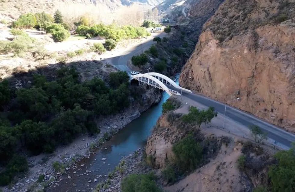Puente en la Ruta 82 a la altura de Cacheuta. Foto: Prensa Mendoza