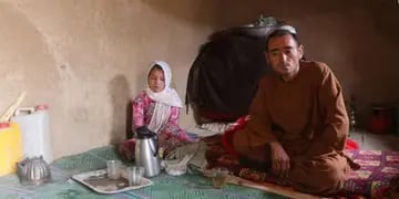 Padre afgano vende a su hija