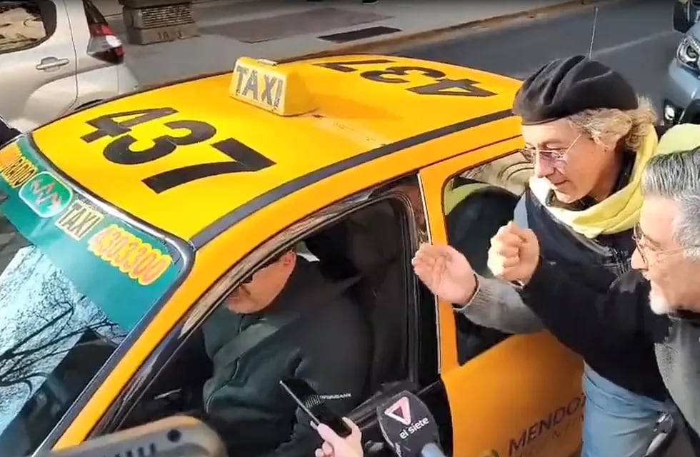 Taxista homenajeó a Marciano Cantero en Mendoza (Captura de video)