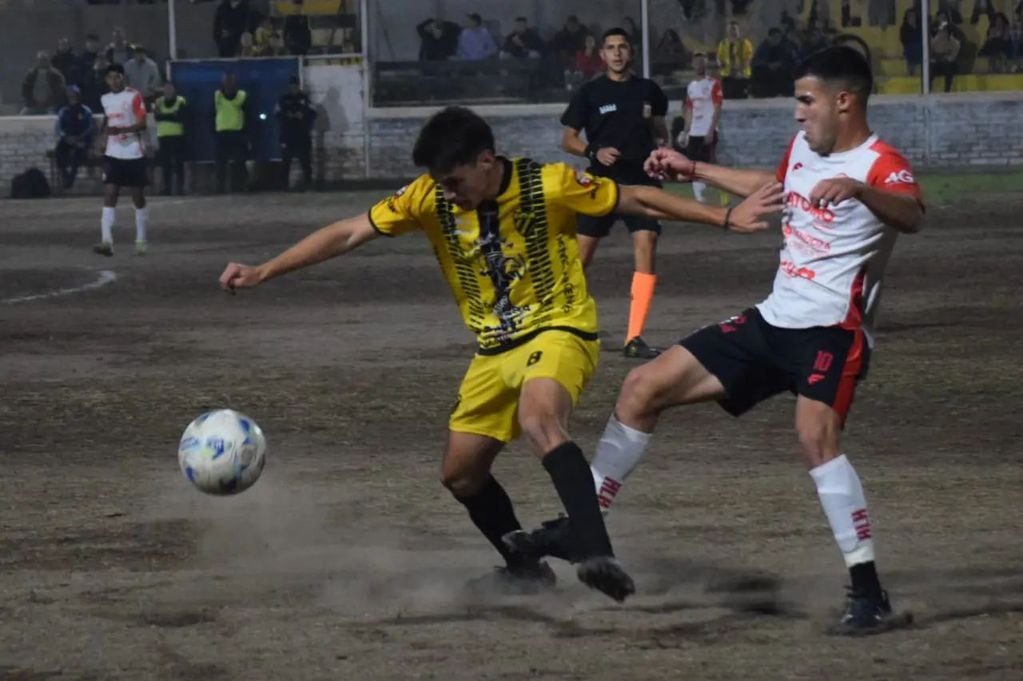 En el Este, Palmira y Huracán igualaron 1-1 en el cierre de la cuarta fecha de la Zona A de la Liga Mendocina.