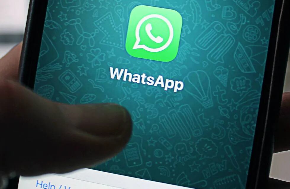 WhatsApp cayó y dejó a miles de usuarios sin servicio.