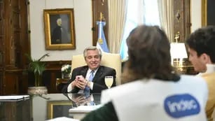 Alberto Fernández, en un encuentro con censistas (Presidencia).