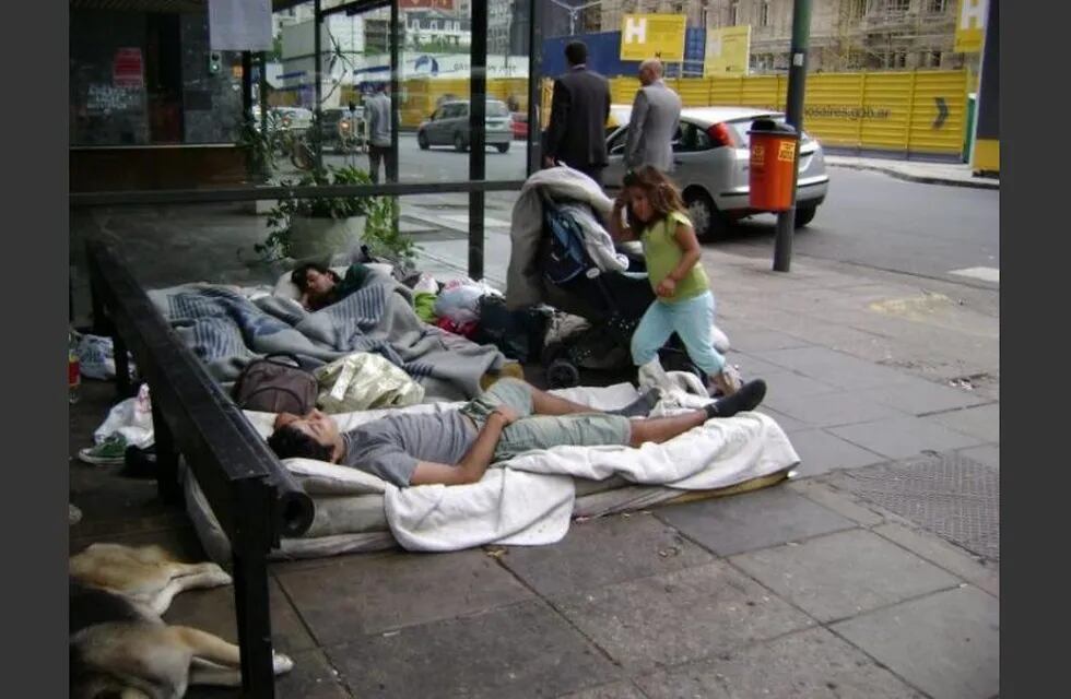 G20: Desalojaron a los "sin techo" del centro de Buenos Aires