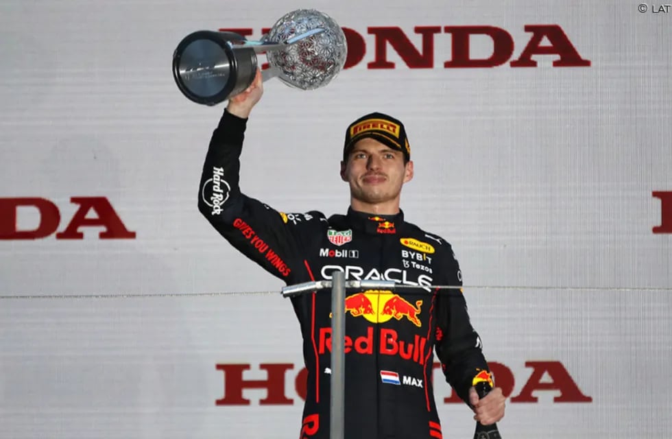 Max Verstappen obtuvo el GP de Japón y el campeonato mundial