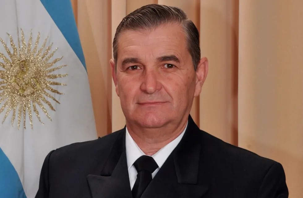 ARA San Juan: Oscar Aguad pidió el pase a retiro del Jefe de la Armada