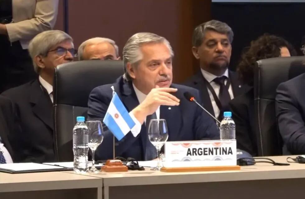 El Presidente habló en la sesión plenaria de la LX Cumbre de Jefes de Estado del Mercosur y Estados Asociados, en Asunción, Paraguay.