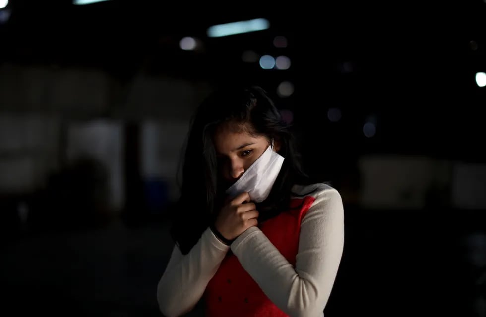 La OIT alertó sobre los perjuicios que la pandemia causó en los jóvenes. Foto AP / Natacha Pisarenko