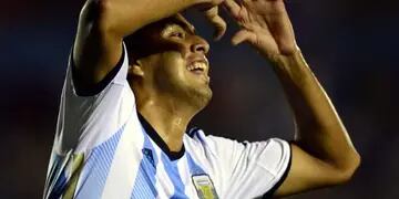 Argentina venció a Brasil 2 a 0 y se clasificó al torneo de Nueva Zelanda 2015. Uruguay eliminó a Paraguay y también se aseguró su boleto.