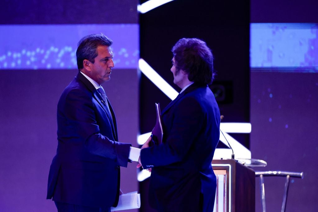 Concluyó el primer debate presidencial obligatoria, realizado en Santiago del Estero. (Clarín)