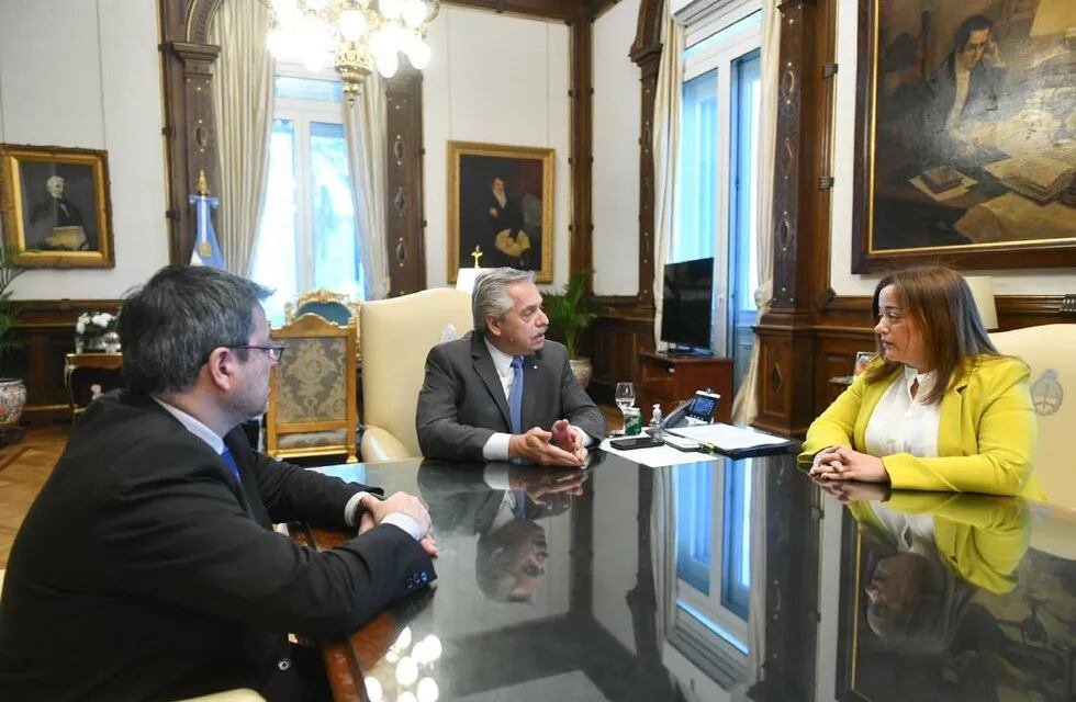 Fernández recibió en Casa Rosada a Cecilia Moreau y Germán Martínez (Foto: Prensa FDT)