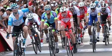 El francés ganó la primera etapa, un tramo que hasta ayer fue exclusividad del hombre colombiano.