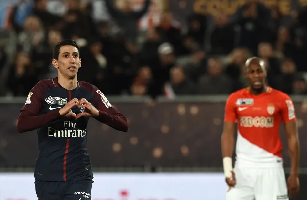 Con gol de Di María, el PSG se coronó en la Copa de Liga francesa