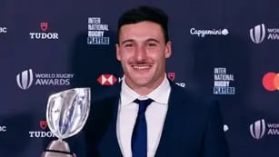 Rodrigo Isgró fue galardonado como el mejor jugador de Rugby Seven del mundo