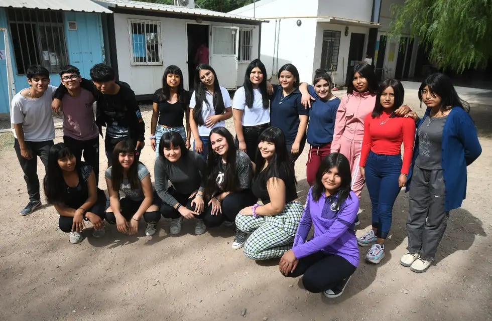 Los alumnos de tercer año de la escuela 4-250 comenzaron a ver con otros ojos el terruño, muchas veces despreciado. | Foto: José Gutiérrez / Los Andes