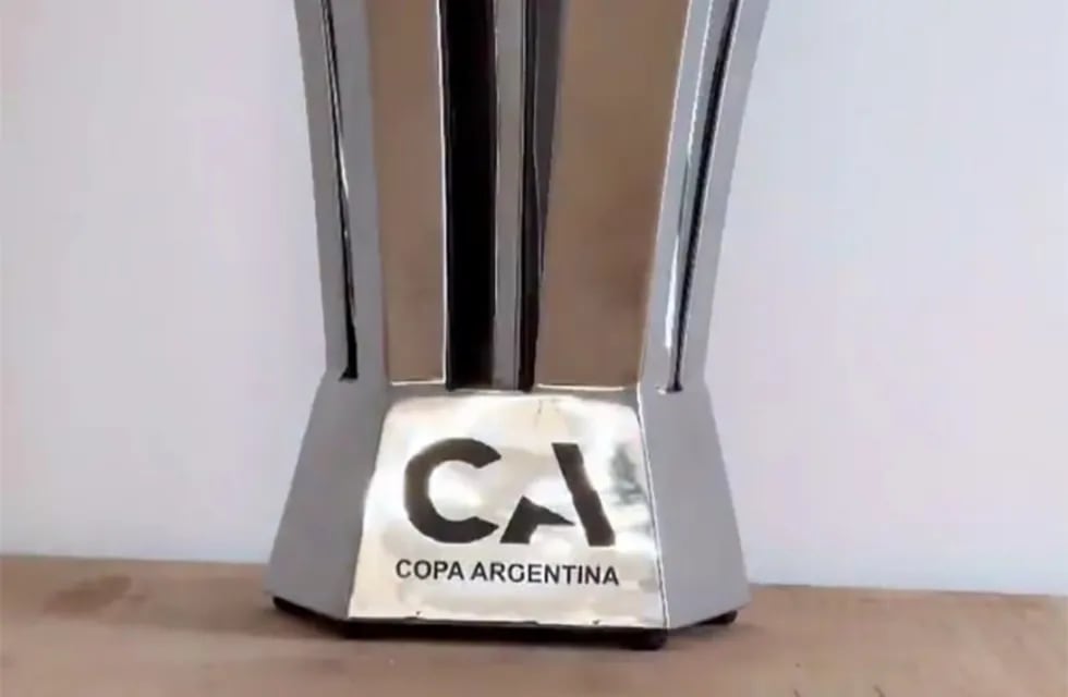 Parte del nuevo trofeo de la Copa Argentina (Prensa)