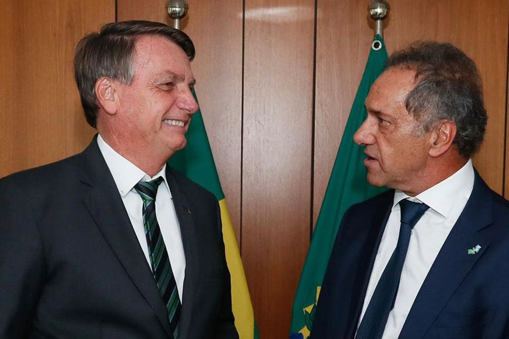 Daniel Scioli, el embajador argentino en Brasilia, junto al presidente Jair Bolsonaro.