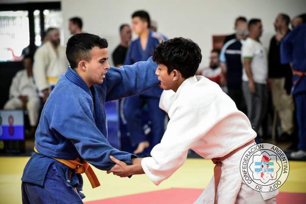 La delegación provincial obtuvo 3 medallas de oro, 2 de plata y 3 de bronce en torneo que se desarrolló en la Ciudad de Carlos Paz. Participaron en 29 categorías entre el 6 y el 8 de mayo. / Gentileza.