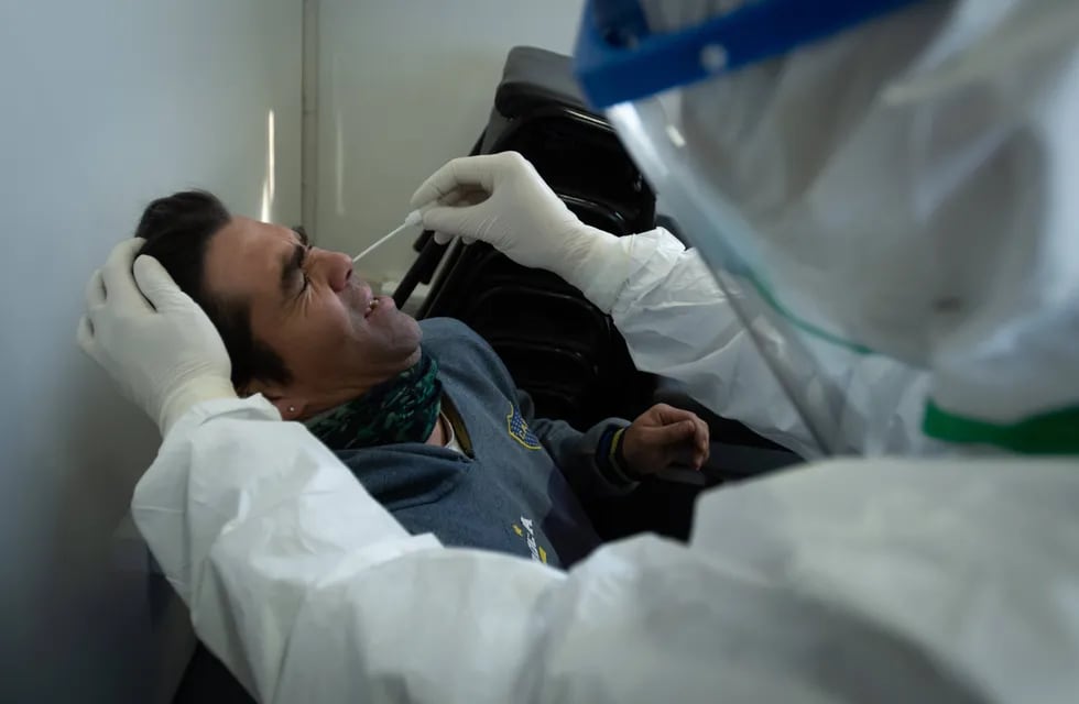 El total de casos en Argentina ya es de 2.177.898, desde que comenzó la pandemia. - Foto: Ignacio Blanco / Los Andes