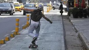VEDA. El proyecto busca que las patinetas, skates o tablas no se puedan usar en las calles (La Voz/Archivo).