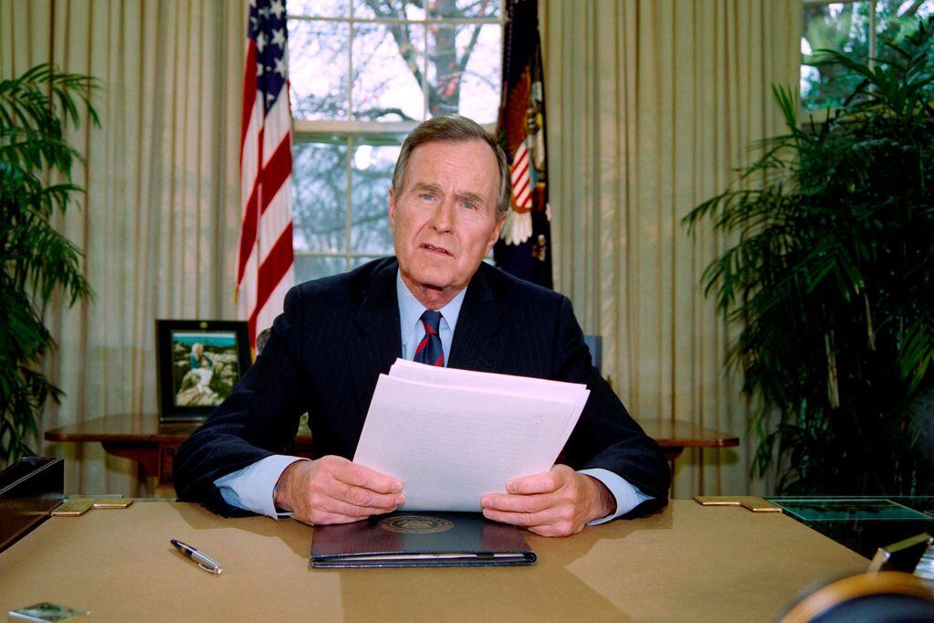 Murió el ex presidente estadounidense George Bush padre a los 94 años