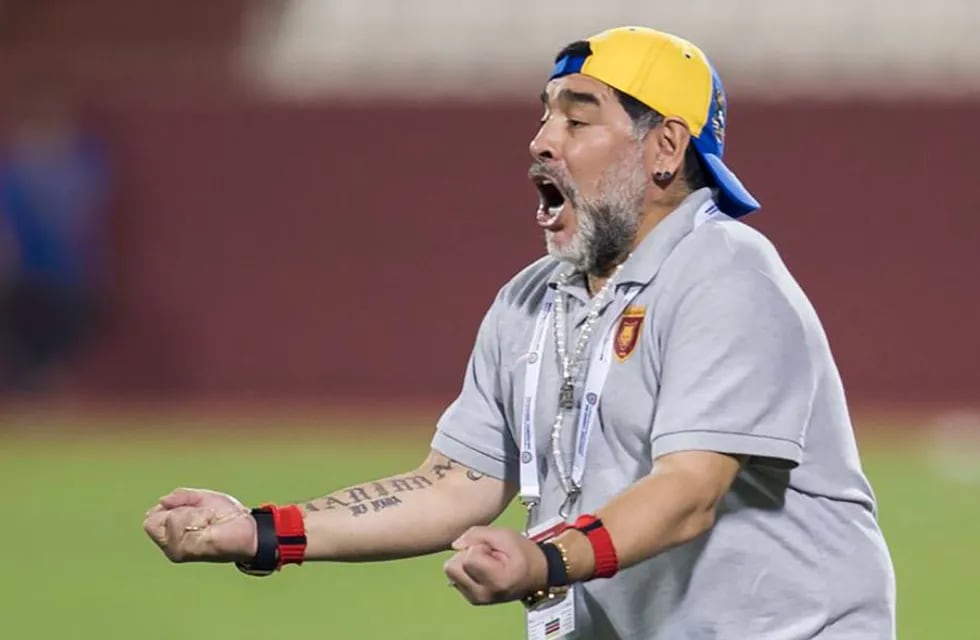El equipo de Maradona quedó a un paso del ascenso en el fútbol árabe 