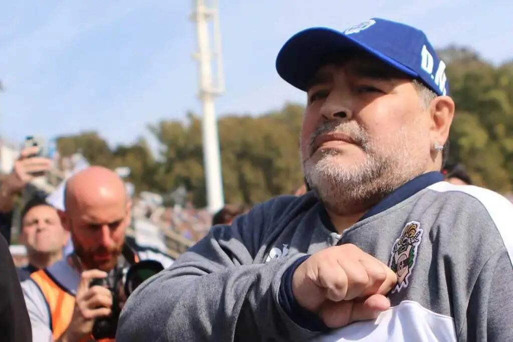  Diego Armando Maradona busca club. / archivo 