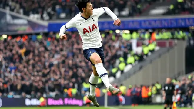 Por una nueva jornada de la Premier League, el Tottenham goleó al Burnley por 5-0. El tercer gol fue magistral. Mirá el video.