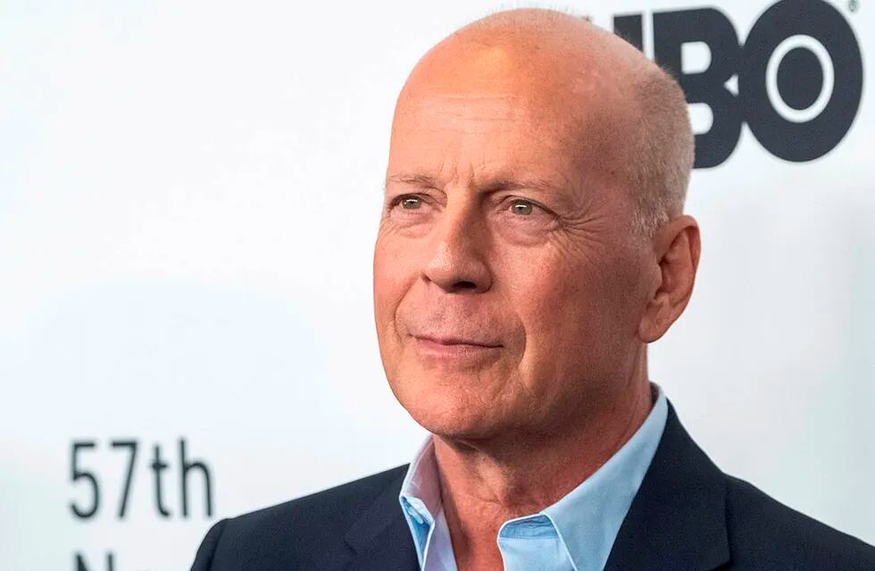 Antes de su diagnóstico, Bruce Willis no podía recordar sus líneas y necesitaba dobles de cuerpo para completar las escenas.