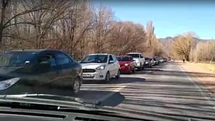 Video: camioneros cortaron la ruta 7 por el cierre del Paso Internacional