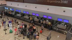  El aeropuerto creció 51% en cantidad de pasajeros durante enero de este año - Orlando Pelichotti / Los Andes