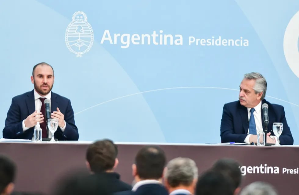 Martín Guzman junto Alberto Fernández, en Casa Rosada explicaron (a medias) el avance de las negociaciones con el FMI. Foto Federico Lopez Claro